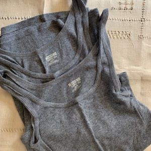 2 Mossimo gray ribbed tanks
